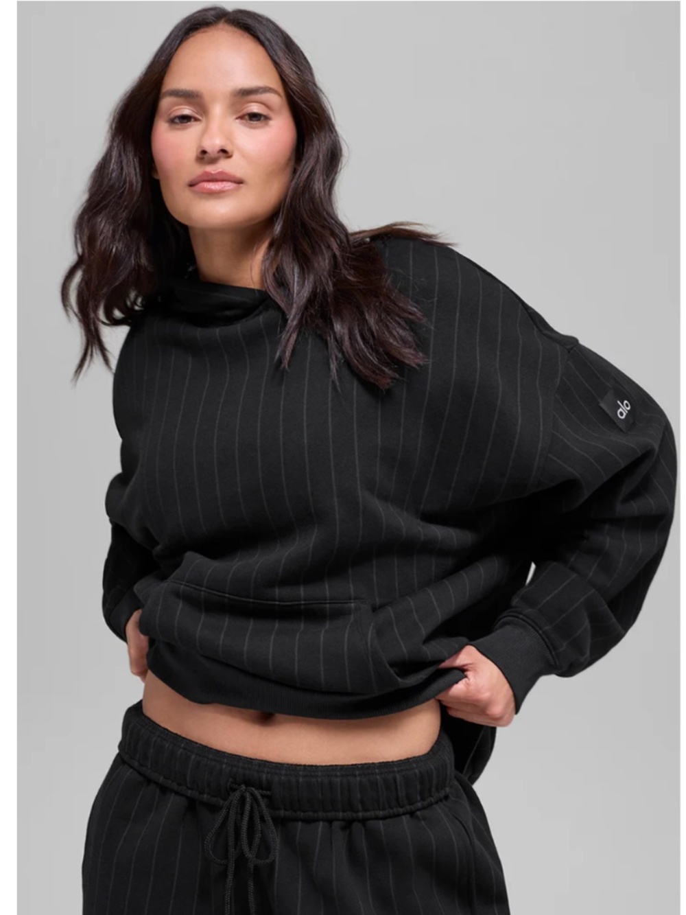 (#19) Alo Yoga Pinstripe Hoodie -black - Picture 3 of 8